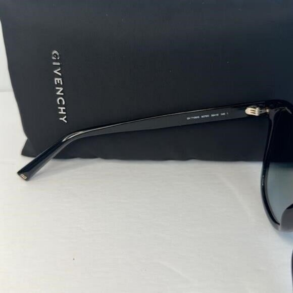 New Authentic GIVENCHY Black /Grey /Gold Acetate Frame Sunglasses -GV7198S - Picture 7 of 13